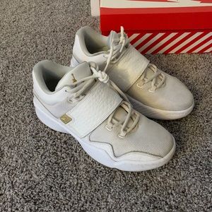 Jordan J23s